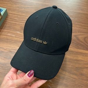 Men’s adidas black hat